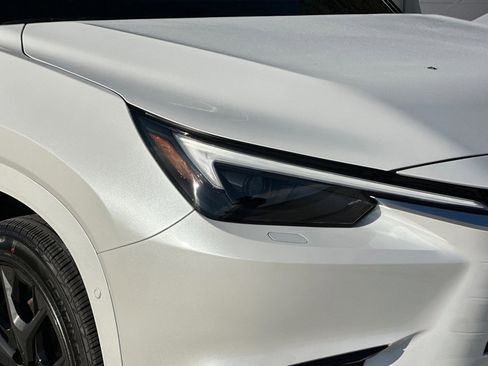 New 2026 Lexus TX 500h AWD image 11