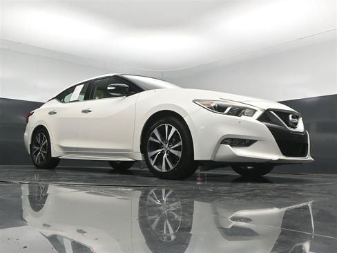 Used 2017 Nissan Maxima 3.5 SL FWD image 29