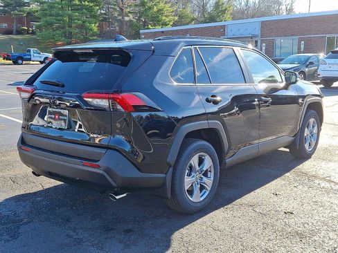 New 2025 Toyota RAV4 XLE image 12