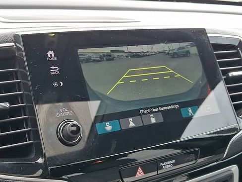 Used 2019 Honda Pilot Elite image 16