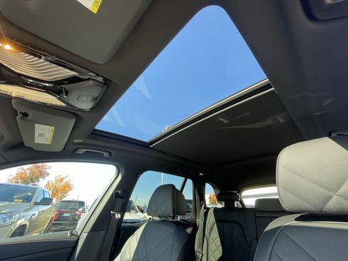 Used 2024 BMW X5 sDrive40i image 24