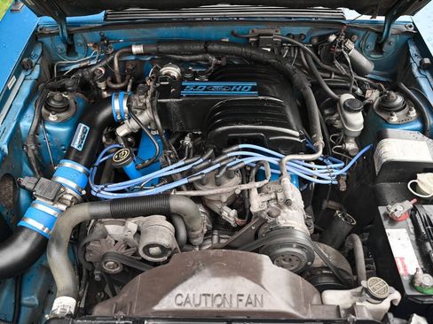 Used 1989 Ford Mustang LX RWD image 4