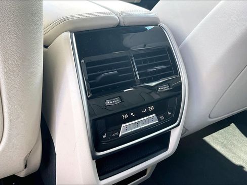 Used 2023 BMW X5 sDrive40i w/ Executive Package RWD image 33