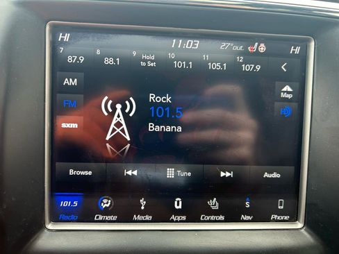 Used 2018 Jeep Grand Cherokee Altitude image 23