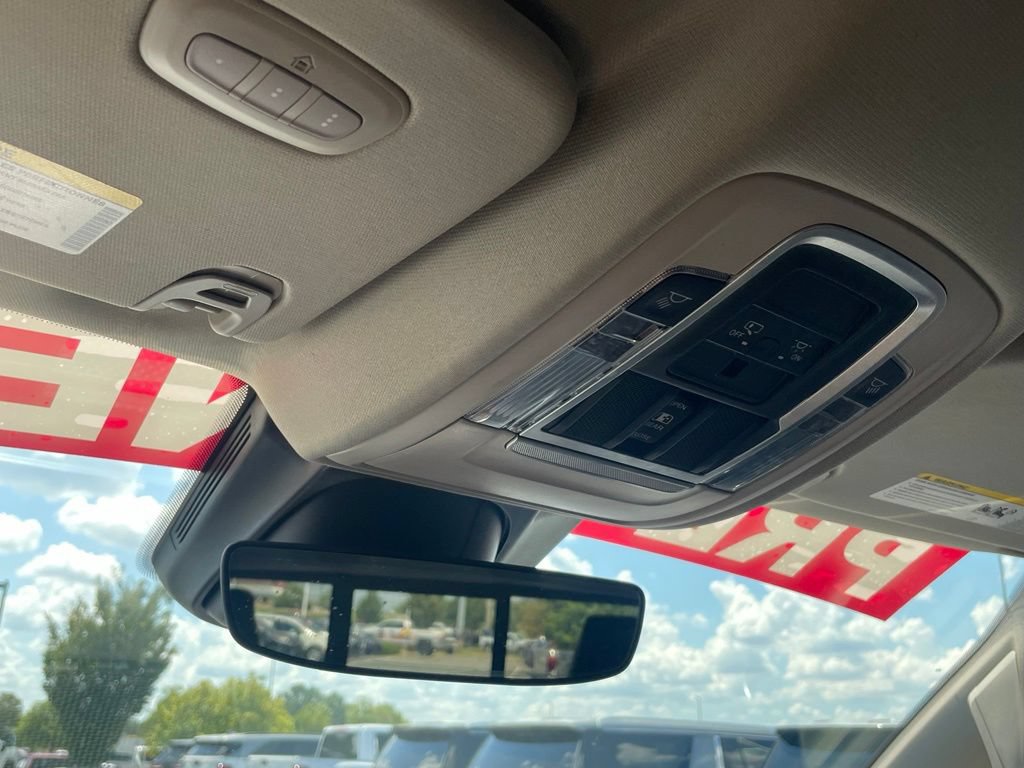 Used 2022 RAM 1500 Laramie AWD/4WD image 22