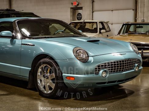 Used 2002 Ford Thunderbird Deluxe image 15