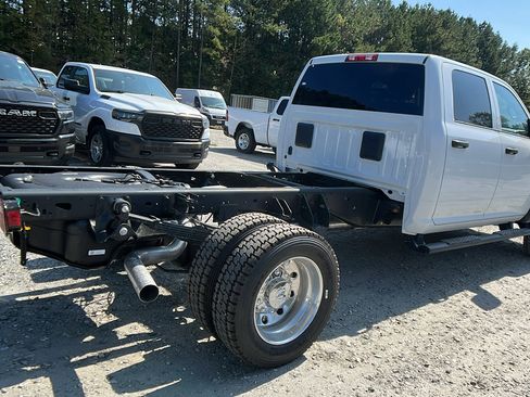 New 2026 RAM 4500 Tradesman w/ Chrome Appearance Group image 8