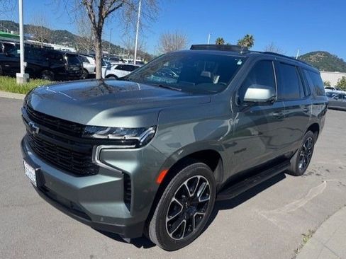 Used 2023 Chevrolet Tahoe RST w/ Luxury Package image 3
