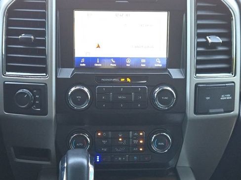 Used 2019 Ford F150 Lariat AWD/4WD image 3