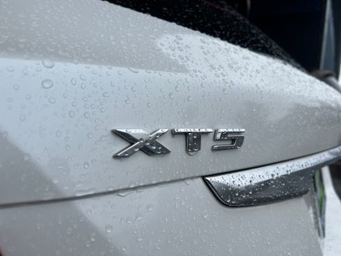 Used 2017 Cadillac XT5 Premium Luxury image 31