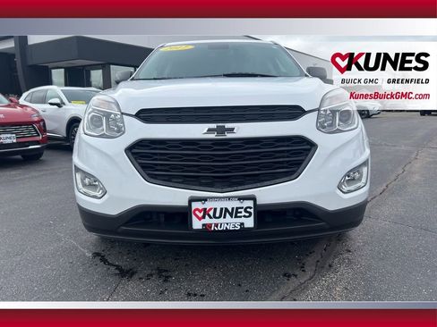 Used 2017 Chevrolet Equinox LT image 14