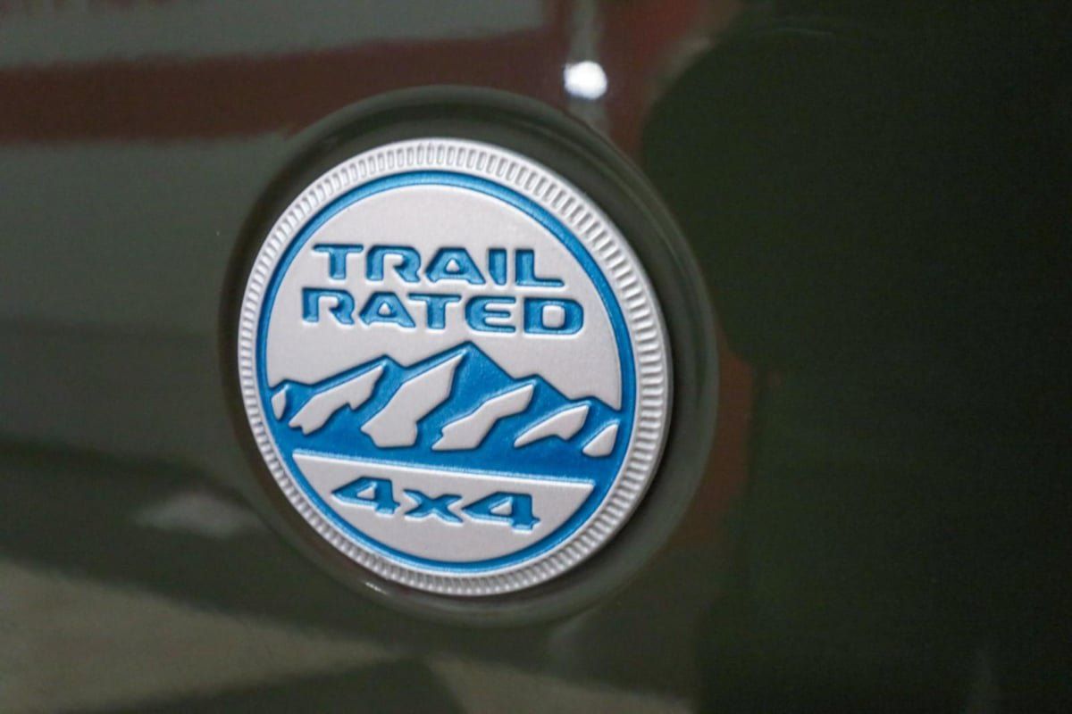 Used 2021 Jeep Wrangler Unlimited Sahara AWD/4WD image 39