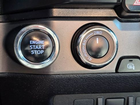 Used 2023 Toyota Tacoma TRD Off-Road w/ Black Out Package (TMS) image 29