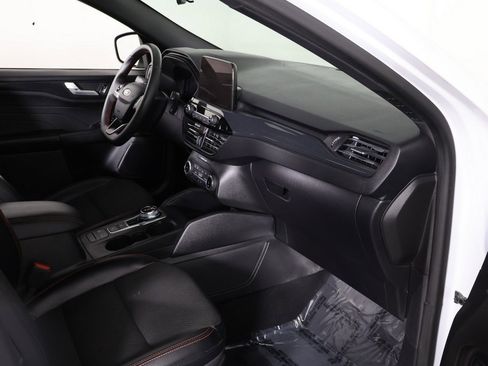 Used 2023 Ford Escape ST-Line image 20