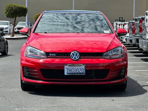 Used 2015 Volkswagen GTI S FWD image 10