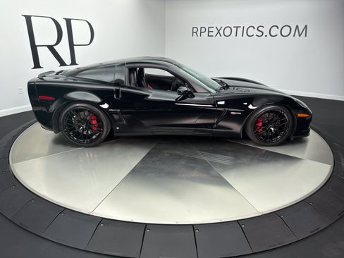 Used 2007 Chevrolet Corvette Z06 w/ Preferred Equipment Group RWD image 10