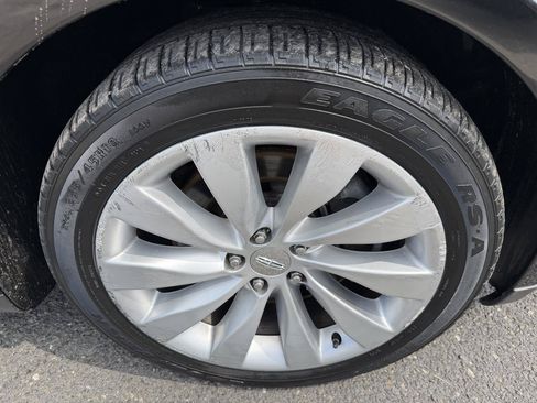 Used 2015 Lincoln MKS w/ Equipment Group 101A FWD image 4