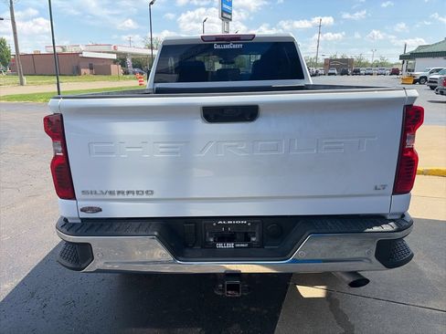 Used 2025 Chevrolet Silverado 2500 LT w/ Safety Package AWD/4WD image 9