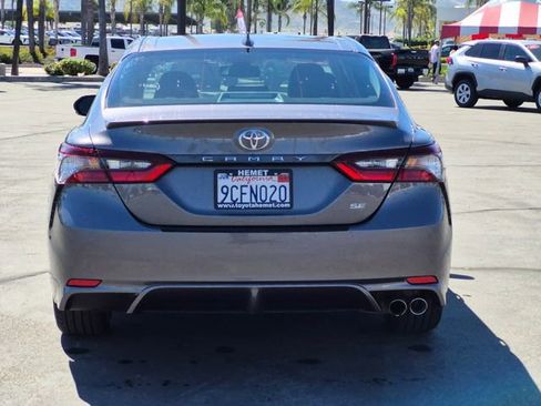 Used 2022 Toyota Camry SE w/ Convenience Package image 7