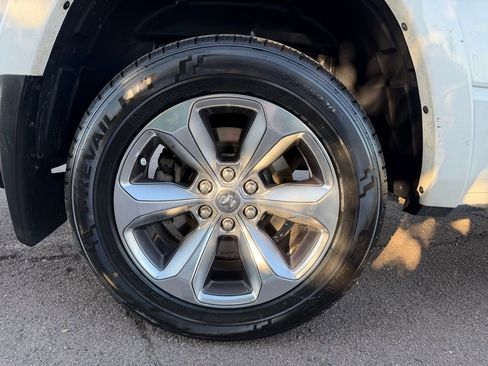 Used 2019 RAM 1500 Limited image 11