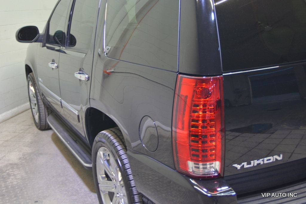 Used 2013 GMC Yukon Denali AWD/4WD image 10
