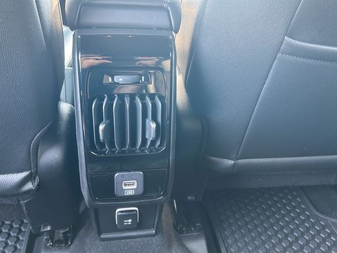 Used 2024 Jeep Compass Trailhawk AWD/4WD image 20