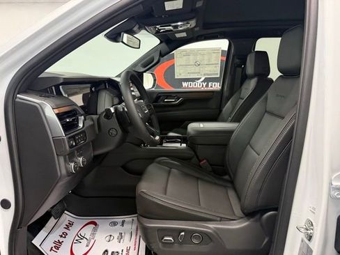 New 2026 GMC Yukon XL Denali RWD image 11