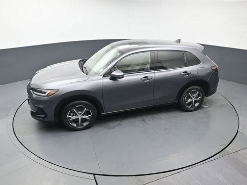 Certified 2023 Honda HR-V EX-L image 40