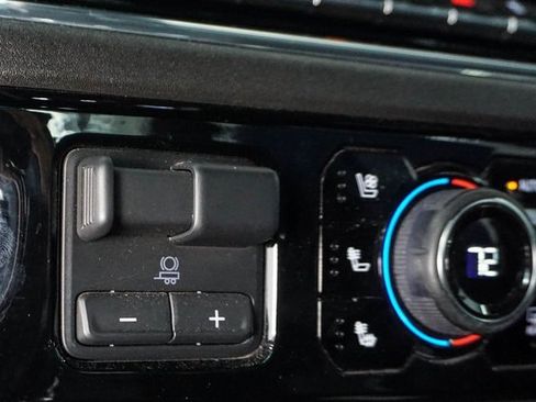 Used 2024 Chevrolet Silverado 2500 High Country w/ High Country Premium Package image 26