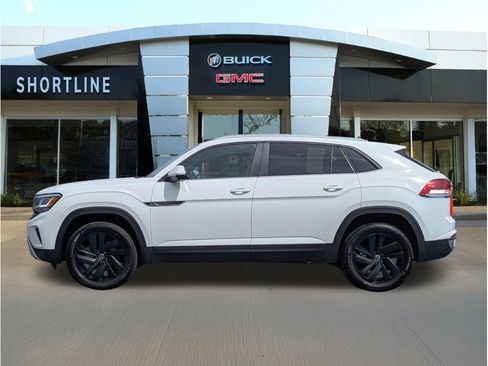Used 2023 Volkswagen Atlas Cross Sport SE w/ Panoramic Sunroof Package AWD/4WD image 6