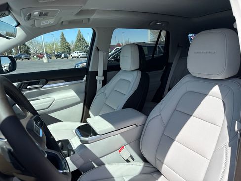 New 2026 GMC Terrain Denali w/ LPO, Floor Liner Package image 9