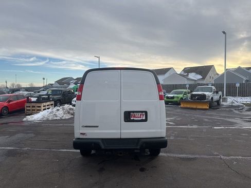Used 2019 Chevrolet Express 2500 w/ Driver Convenience Package image 6