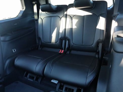 New 2025 Jeep Grand Cherokee L Limited w/ Luxury Tech Group II image 14