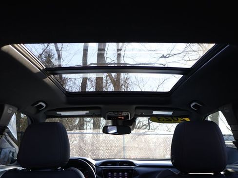 Certified 2023 Chevrolet TrailBlazer RS w/ Sun and Liftgate Package image 52