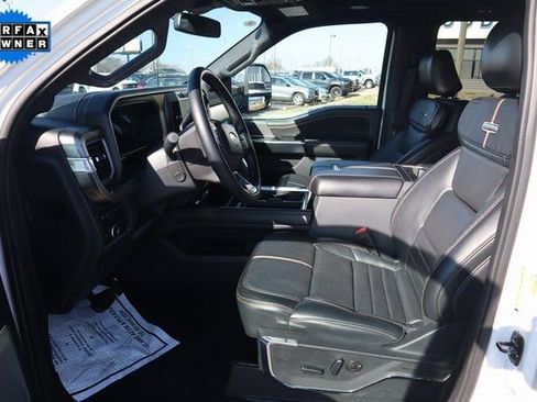 Used 2024 Ford F350 Platinum image 5