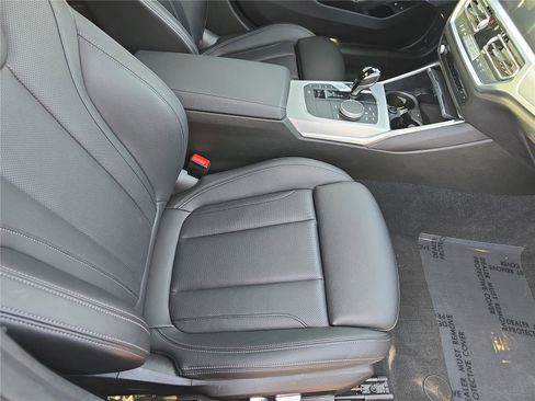 Used 2022 BMW 330e 330e w/ Convenience Package image 27