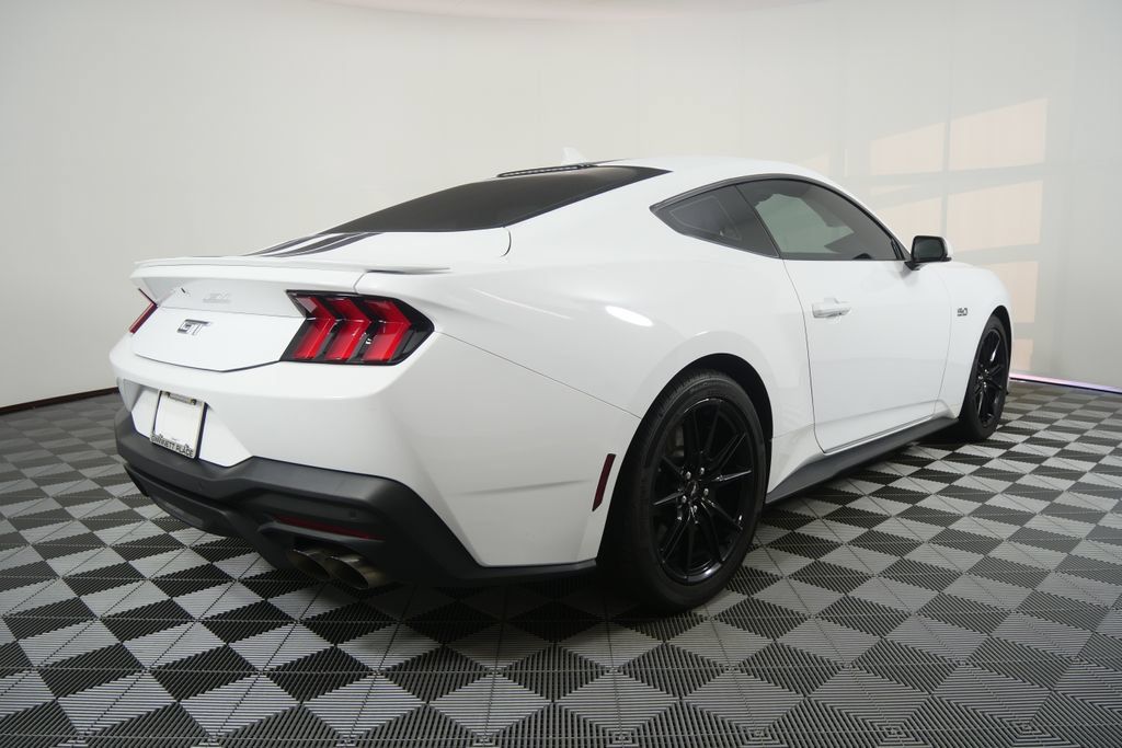 Used 2024 Ford Mustang GT Premium RWD image 6