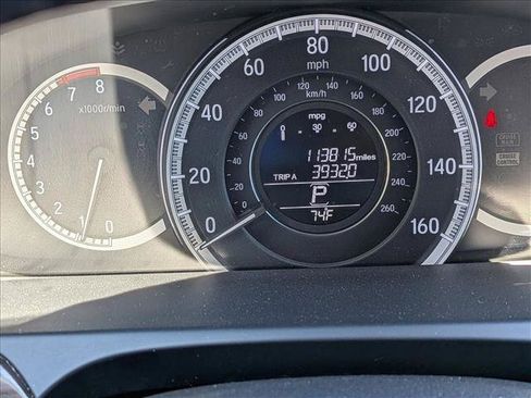 Used 2017 Honda Accord EX-L image 10