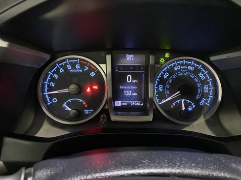 Certified 2020 Toyota Tacoma Limited image 16