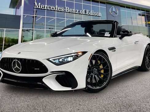 Certified 2022 Mercedes-Benz SL 63 AMG 4MATIC image 9