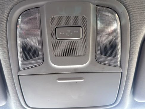 Used 2019 Kia Niro LX image 21