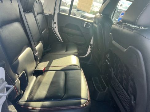 Used 2021 Jeep Wrangler Unlimited Rubicon w/ Cold Weather Group image 27