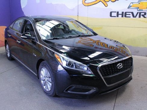 Used 2016 Hyundai Sonata SE image 4