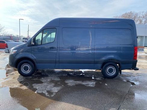 Used 2019 Mercedes-Benz Sprinter 144 Cargo image 9