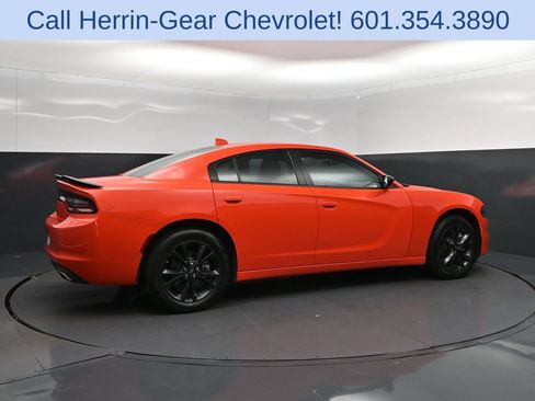 Used 2022 Dodge Charger SXT w/ Blacktop Package AWD/4WD image 8