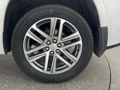 Used 2024 Chevrolet Traverse High Country image 54