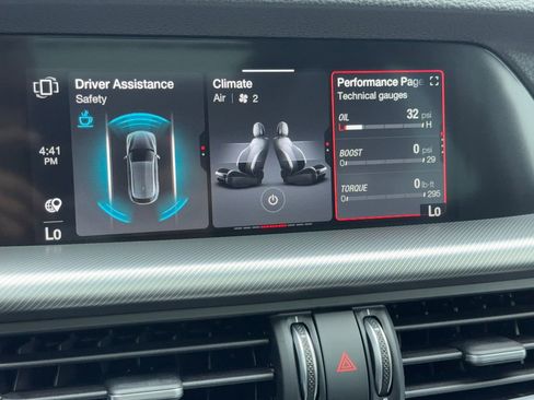 New 2025 Alfa Romeo Stelvio Sprint w/ Convenience Package AWD/4WD image 24