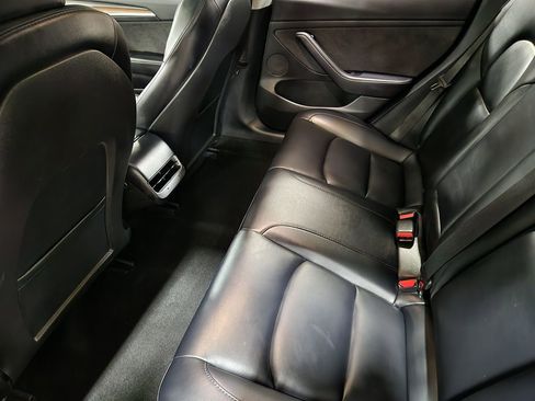 Used 2022 Tesla Model 3 image 52