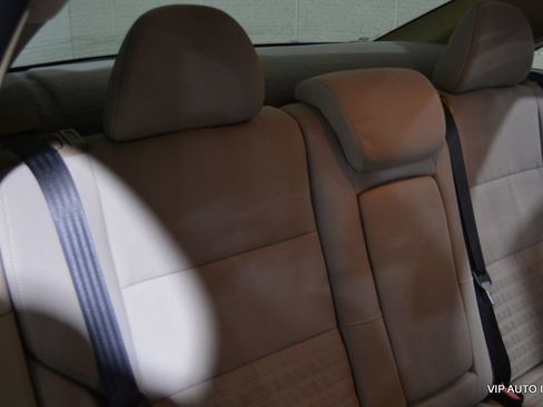 Used 2010 Volvo S40 2.4i image 24