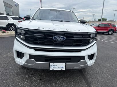 Used 2025 Ford Expedition Platinum